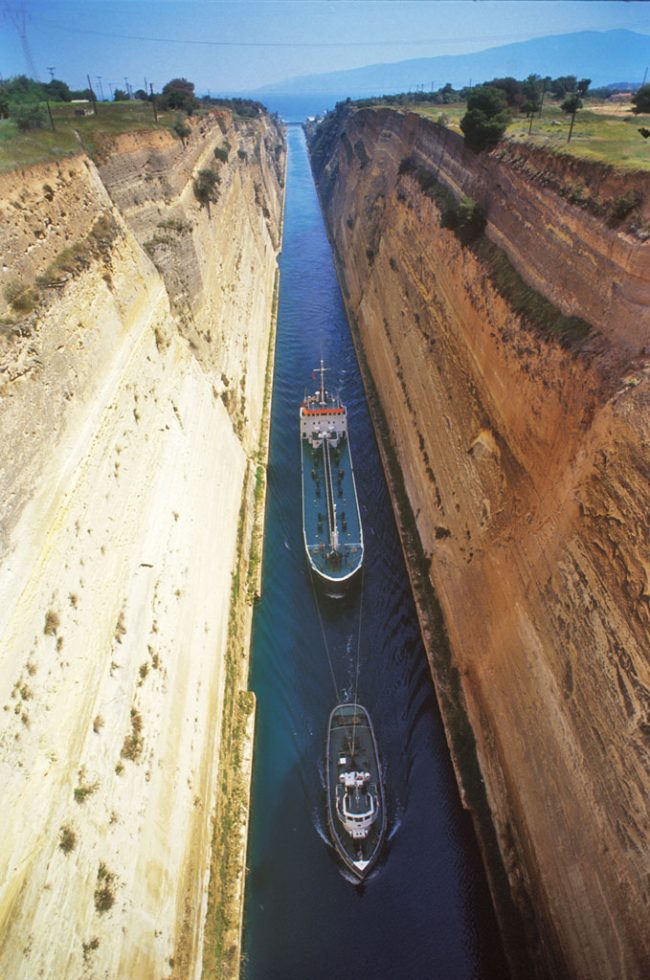 Peloponeso, canal de Corinto