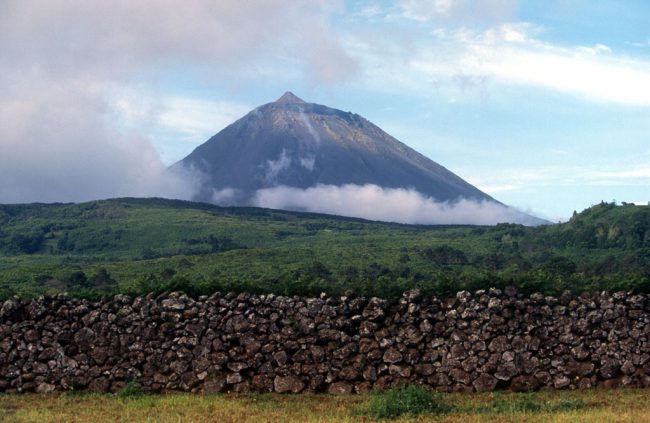 Azores IslaPico SaoRoquedopico Volcán Niebla volcan